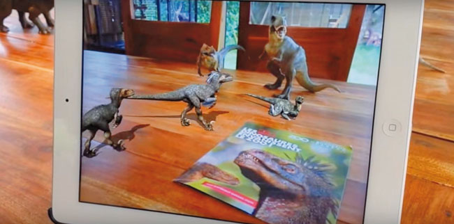 Rozšírená realita, umelá inteligencia a interakcia človeka s dinosaurom - obr9